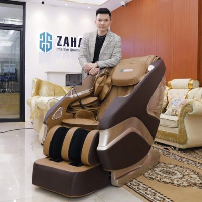 Model Alex Chandra is experiencing a massage chair in Zahaka